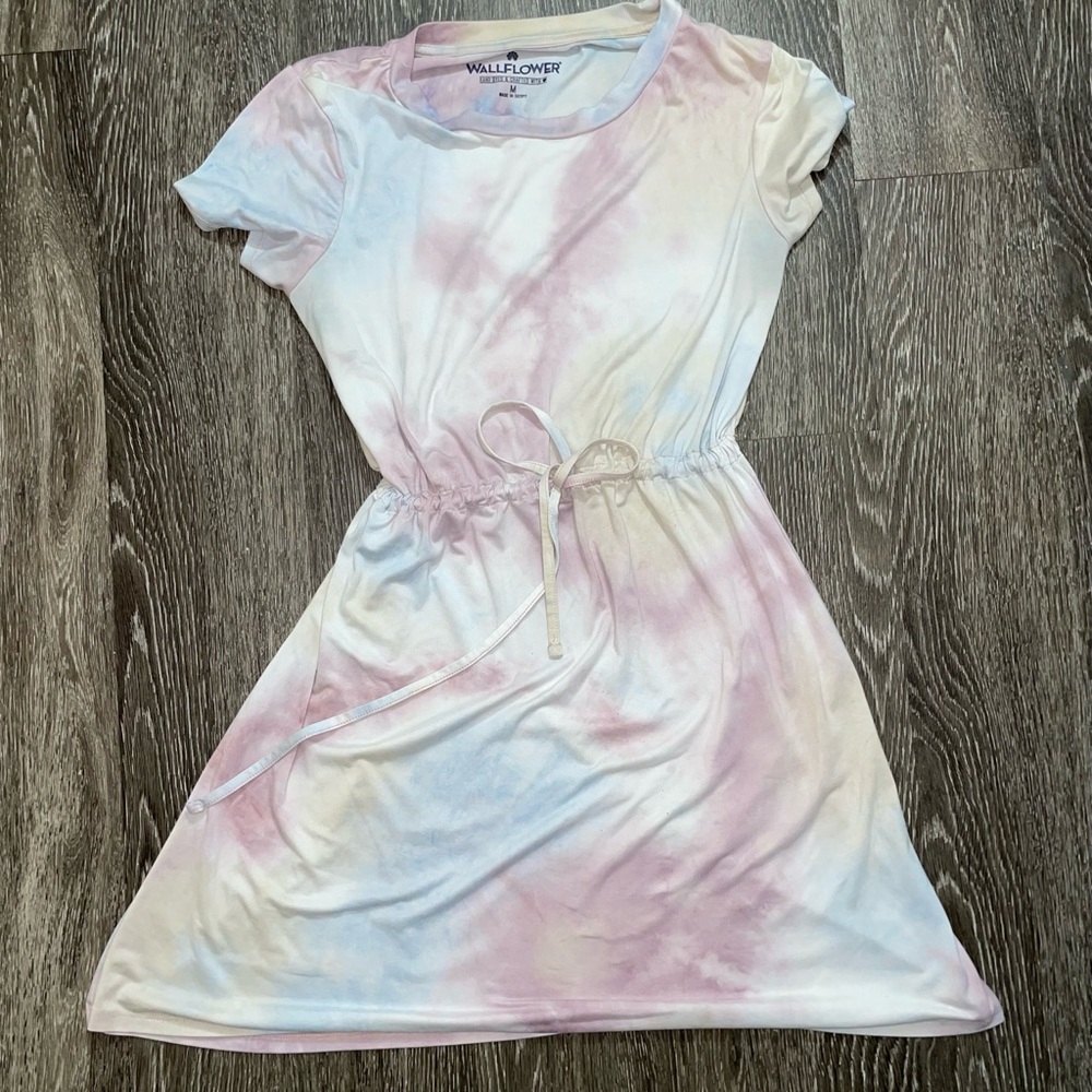 Women’s dress